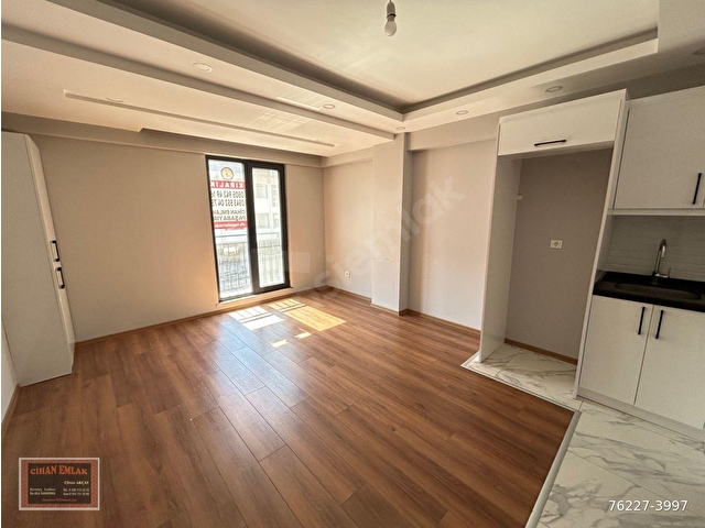 CİHAN EMLAK TAN KİRALIK YENİ MAHALLE DE 1+1 ASANSÖRLÜ 2.ARA KAT DAİRE - Görsel 2