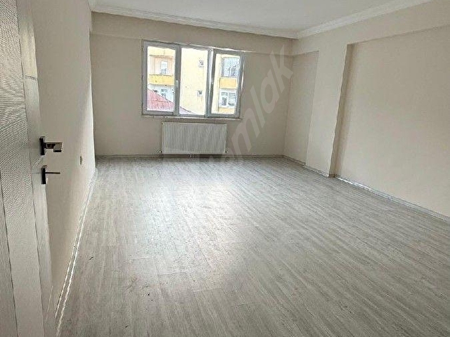 SATILIK Giresun Tirebolu da muhteşem deniz manzaralı  4+1 sıfır Dubleks Daire ebeveyn banyolu - Görsel 4