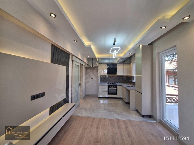 HG GAYRİMENKULDEN CADDE PARALELİ 1.KATTA 3+1 100M2 FULL YAPILI OTURUMA HAZIR!!!