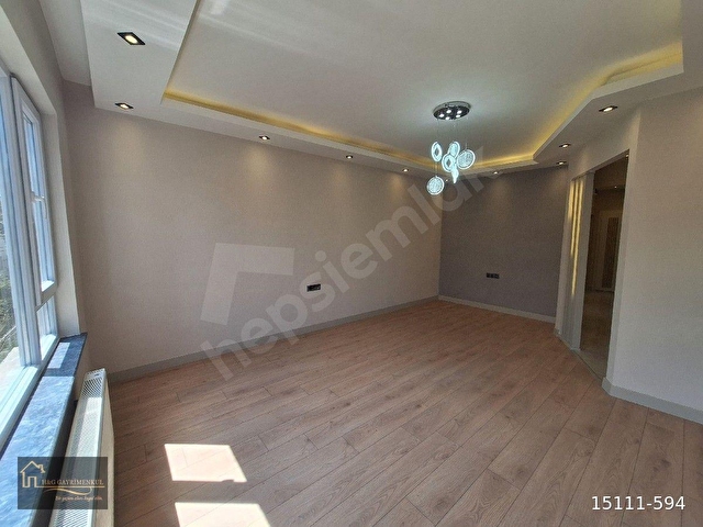 HG GAYRİMENKULDEN CADDE PARALELİ 1.KATTA 3+1 100M2 FULL YAPILI OTURUMA HAZIR!!! - Görsel 25