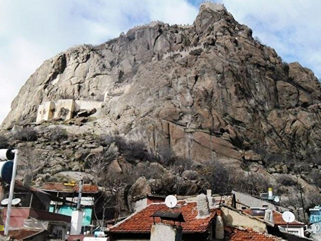 Afyonkarahisar Akmescit Mahallesi 77 M2 Satilik Mustakil Ev 110276 240 Hurriyet Emlak