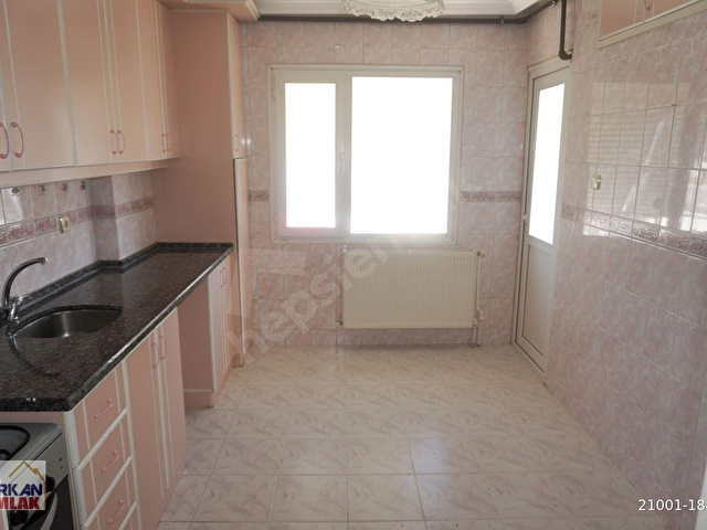 ATAŞEHİRDE SATILIK 3+1 DOĞALGAZ KOMBİ+BALKONLU+ASANSÖRLÜ(SERKAN) - Görsel 3
