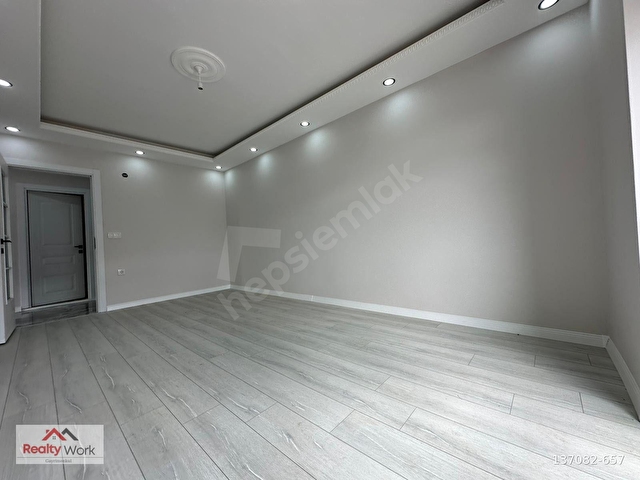 PRESTİJLİ KONUMDA ATATÜRK CADDESİNDE CEPHE 2+1 SATILIK ARA KAT DAİRE - Görsel 4