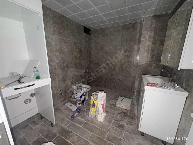 KARŞIYAKA BAHARİYEDE KOMPLE TADİLATLI GENİŞ 2+1 DAİRE - Görsel 23