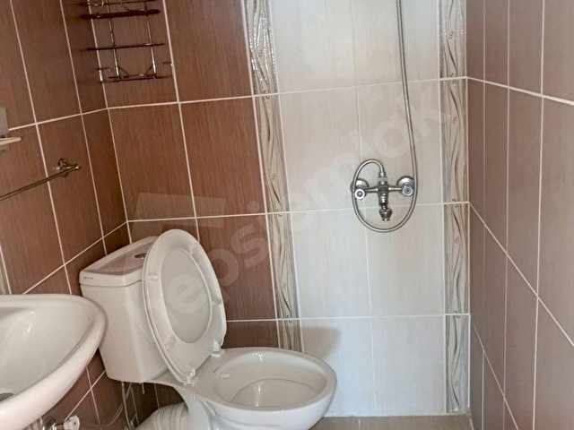 GAZİ EMLAKKİPA Üst Çapraz BOŞ 3+1 DENİZ ÇatıPiyes 130 m2 - Görsel 13