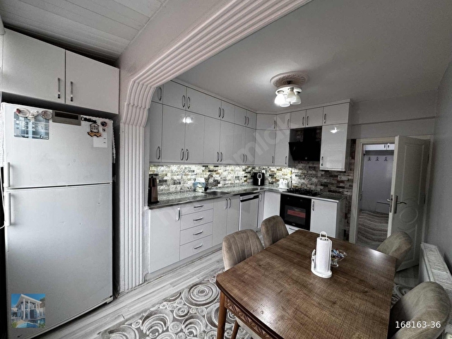 BUDAKTAN KOŞUYOLUNDA SATILIK CADDE CEPHELİ BAKIMLI 2+1 DAİRE - Görsel 3