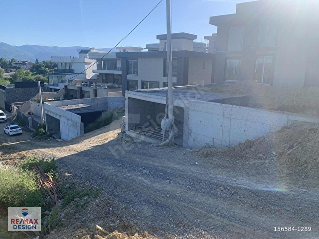 REMAX DESİGN SERDİVAN ESENTEPE GÖL MANZARALI VİLLA İMARLI ARSA - Görsel 17