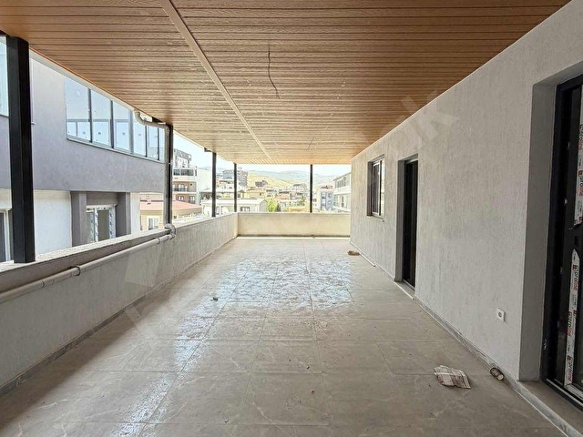 Menemende Satılık Dubleks Daire 4+1 Devlet Hastanesi Yakını - Görsel 13