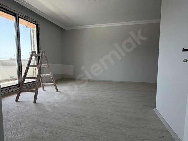 Menemende Satılık Dubleks Daire 4+1 Devlet Hastanesi Yakını - Görsel 19