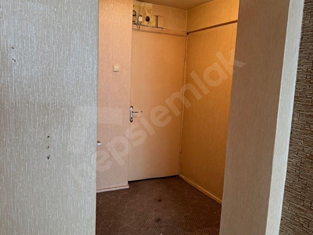 Konak Milli Kütüphane Caddesi Üzerinde Saat Kulesine Çok Yakın Kiralık İşyeri Ofis İşhanında - Görsel 6