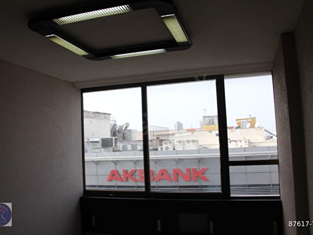 HATAY İSKENDERUN  SAVAŞ MAH SİNDE AKBANK BİTİŞİĞİ SÜMERHAN APT KİRALIK 90M2 LÜKS OFİS - Görsel 16