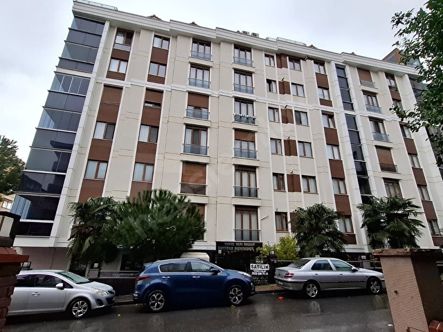KÜÇÜKYALIDA 3+1 NET 110 M2 METROYA ÇOK YAKIN ARAKAT KAÇIRILMAZ - Görsel 2