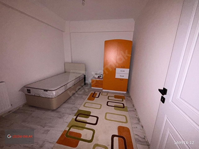 ÇÖZÜM EMLAKTAN MURADİYEDE CADDEYE YAKIN 2+1 EŞYALI DAİRE - Görsel 25