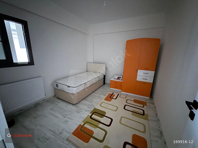 ÇÖZÜM EMLAKTAN MURADİYEDE CADDEYE YAKIN 2+1 EŞYALI DAİRE - Görsel 28