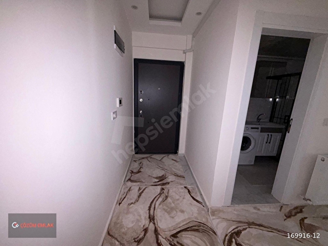 ÇÖZÜM EMLAKTAN MURADİYEDE CADDEYE YAKIN 2+1 EŞYALI DAİRE - Görsel 13