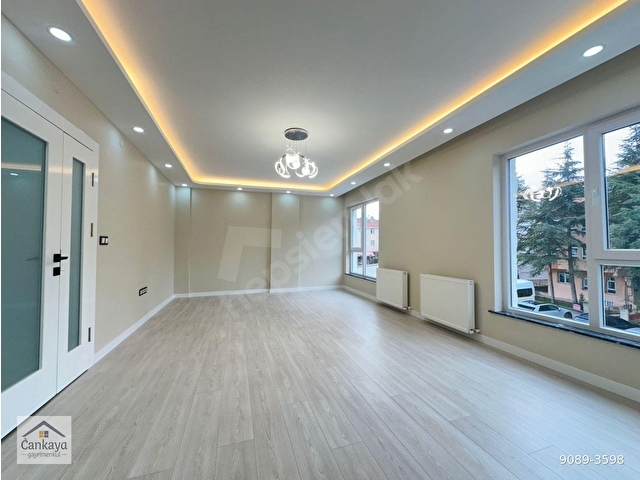 ÇANKAYA GAYRİMENKULDEN SİNAN CADDESİ YANI ORTA KATTA KOMPLE ÖN CEPHE ULTRA LÜX 3+1 MANTOLAMALI GÜNEY - Görsel 5
