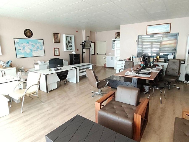 ATLASTAN BEYLİKDÜZÜ OSB BOSB ANA CADDE ÜZERİ SATILIK DÜKKAN - Görsel 25