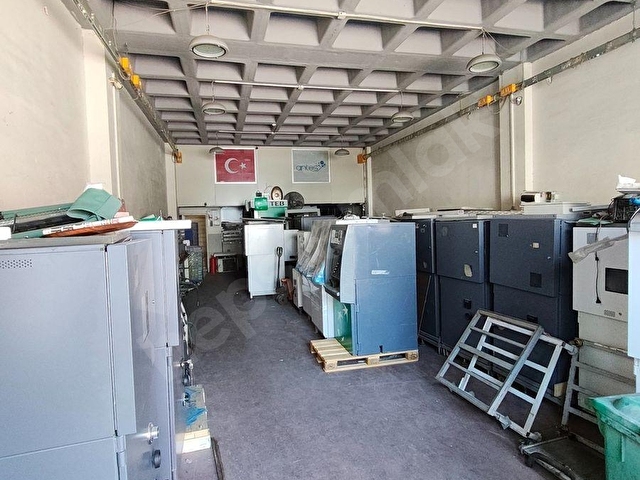 ATLASTAN BEYLİKDÜZÜ OSB BOSB ANA CADDE ÜZERİ SATILIK DÜKKAN - Görsel 3