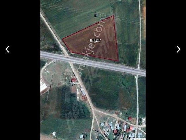 ACİL MUŞ MERKEZ NADASLIK KÖYÜNDE KARAYOLUNA CEPHELİ SATILIK 30 DÖNÜM TARLA