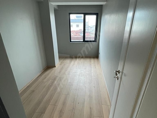 ULTRA LÜKS 2+1 ARAKAT DAİRE | HASTANEYE OTOBANA VE ULAŞIMA YAKIN - Görsel 4