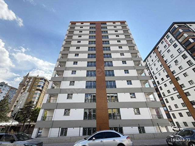 UĞUREVLERİN GÖZDESİ 3+1 SIFIR ARA KAT FIRSAT LÜKS DAİRE!