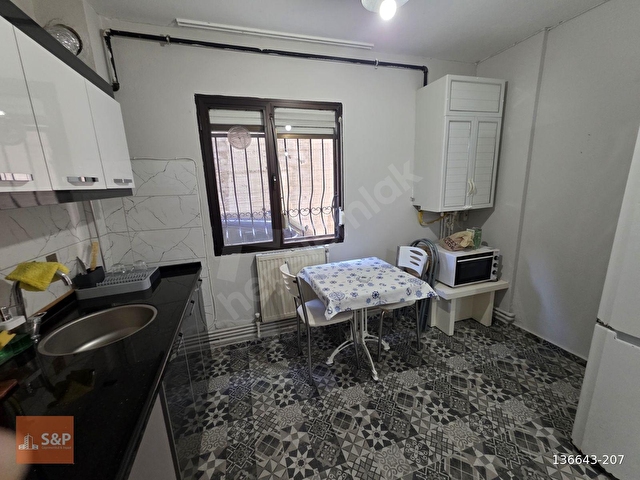 KÜÇÜKYALI MİTHATPAŞA CADDESİNDE OTOPARKLI - Görsel 5