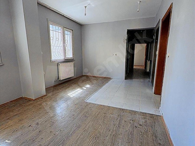 ROTADAN_FATİH_CAMİ KARŞISI_GENİŞ_KULLANIŞLI_2+1_ARA_KAT_DAİRE - Görsel 13