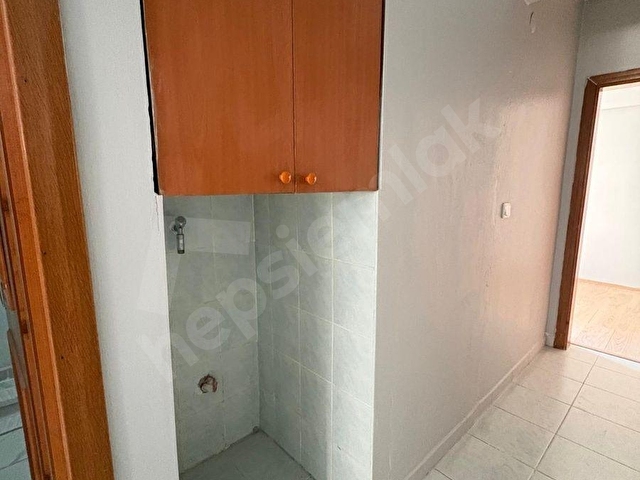ROTADAN_FATİH_CAMİ KARŞISI_GENİŞ_KULLANIŞLI_2+1_ARA_KAT_DAİRE - Görsel 22