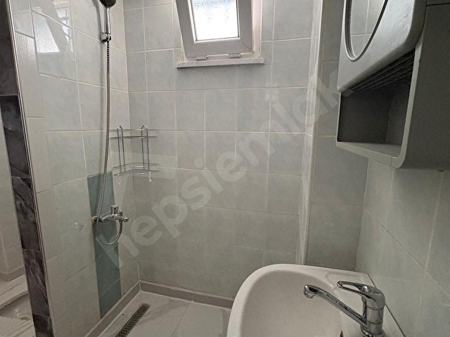ROTADAN_FATİH_CAMİ KARŞISI_GENİŞ_KULLANIŞLI_2+1_ARA_KAT_DAİRE - Görsel 28