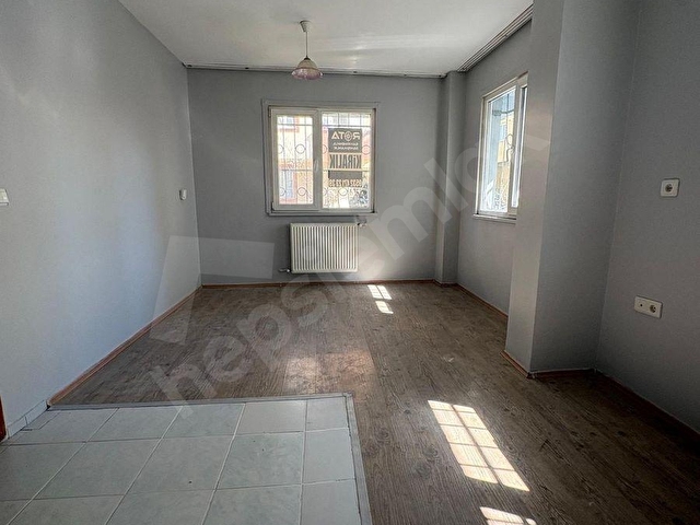 ROTADAN_FATİH_CAMİ KARŞISI_GENİŞ_KULLANIŞLI_2+1_ARA_KAT_DAİRE - Görsel 12