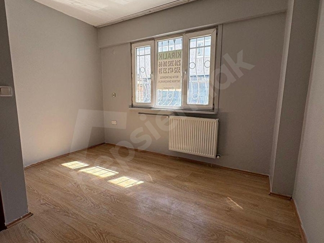 ROTADAN_FATİH_CAMİ KARŞISI_GENİŞ_KULLANIŞLI_2+1_ARA_KAT_DAİRE - Görsel 24