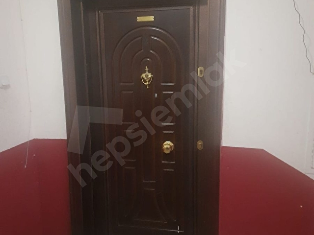 Gözde sitesi A blok komple Yapılı 1. Kat garajlı - Görsel 14
