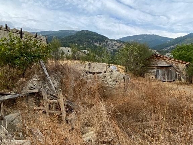 Bolu GÖYNÜK bulanık köyünde köy yerleşimi içinde imarlı ev yeri. Araç takası olur - Görsel 5