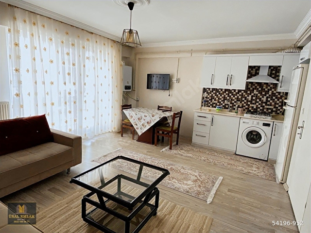 ÜNAL EMLAKTAN BANDIRMA ŞEHİR MERKEZİNDE 1+1 FULL EŞYALI DAİRE - Görsel 3