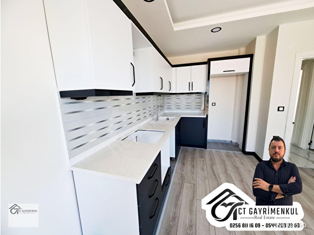 DİDİMDE SATILIK 2+1 ORTA KAT DENİZ MANZARALI ASANSÖRLÜ DAİRE - Görsel 14
