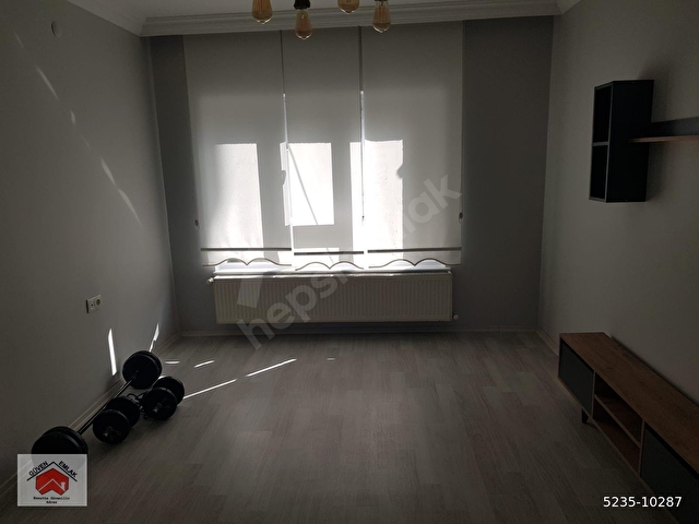 DİKMENDE METİN AKKUŞ MAH.CADDEYE YAKIN 3+1 KATTA BALKONLU FUL YAPILI GÜNEY CEPHE KİRALIK DAİRE - Görsel 3