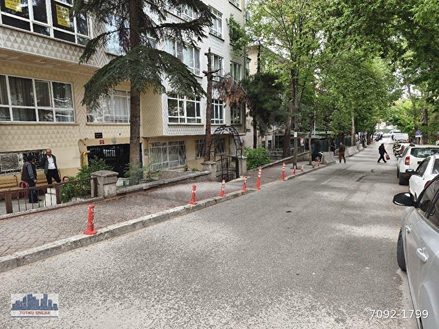 EMEK de GAZİ DİŞ FAKÜLTESİNE ÇOK YAKIN ÖNCEPHE  3+1 FULL MOBİLYALI KİRALIK DAİRE - Görsel 17