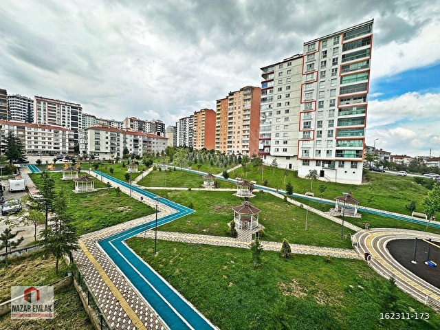 NAZAR EMLAK DAN 3+1 130m² ORTA KAT EBEVEYN BANYOLU METRO KARŞISI - Görsel 7