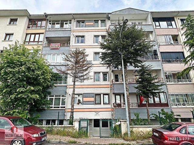 NAZAR EMLAK DAN 3+1 130m² ORTA KAT EBEVEYN BANYOLU METRO KARŞISI - Görsel 11
