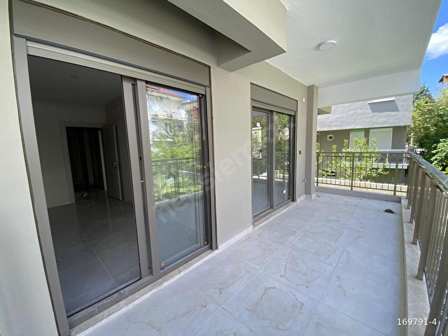 BLC GAYRİMENKULDEN AŞAĞIPAZAR MAH. LÜKS 2+1 SIFIR DAİRE 110m² - Görsel 13