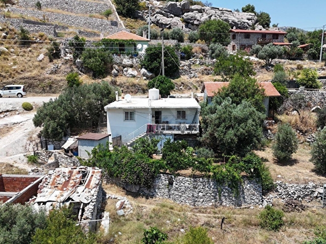 ARTE GAYRİMENKULDEN SÖĞÜTTE SATILIK MÜSTAKİL EV - Görsel 3