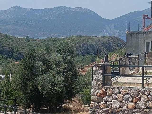 ARTE GAYRİMENKULDEN SÖĞÜTTE SATILIK MÜSTAKİL EV - Görsel 4