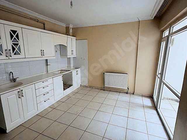 UMUT EMLAKTAN RAVZA CADDESİNDE 280 m² TERASLI SATILIK DUBLEKS - Görsel 18