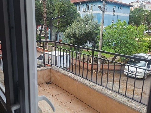 USTA GAYRİMENKULDEN MERKEZİ KONUMDA KİRALIK D.GAZLI 3+1 DAİRE - Görsel 5