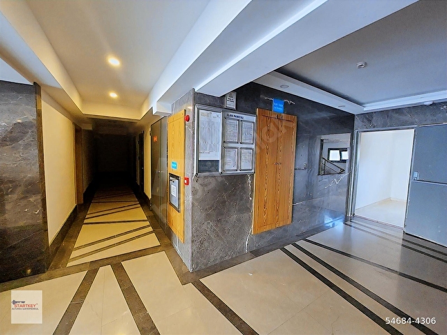 Çiğli Uğur Mumcu Marka 333 Sitesinde Havuz Manzaralı 2+1 Daire - Görsel 9