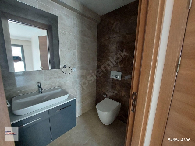 Çiğli Uğur Mumcu Marka 333 Sitesinde Havuz Manzaralı 2+1 Daire - Görsel 30