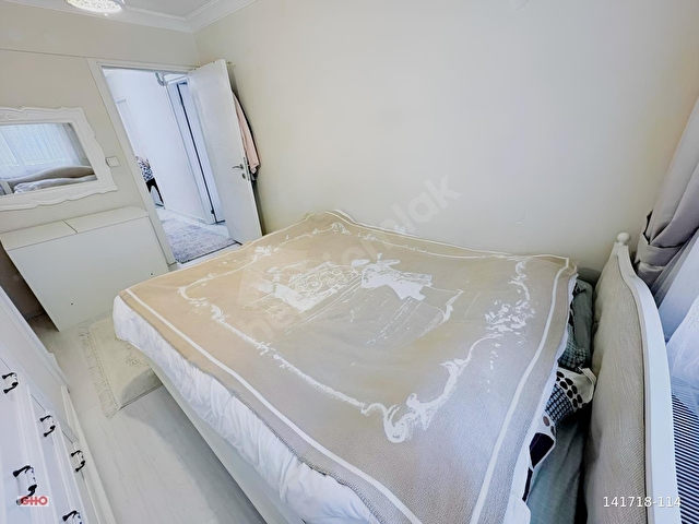 İZMİR BAHÇELİEVLERDE FULL TADİLATLI 3+1 KİRALIK DAİRE - Görsel 23