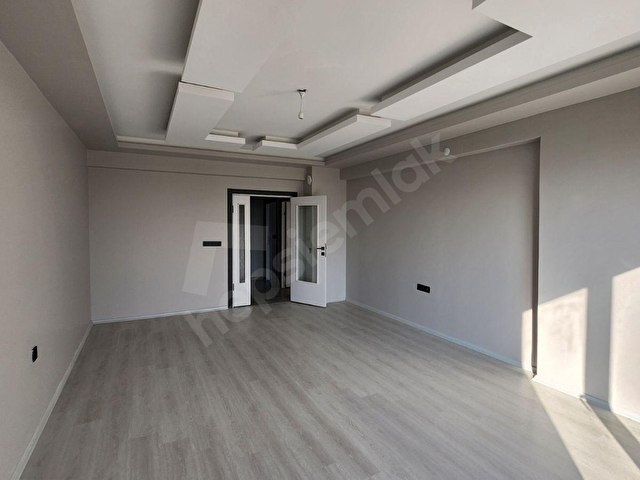 GÜVEN EMLAKTAN SATILIK 140 m² GENİŞ 3+1 DAİRE - Görsel 22