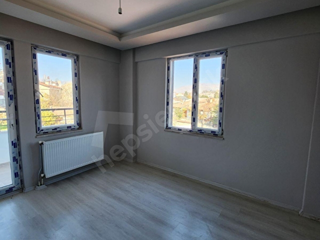 GÜVEN EMLAKTAN SATILIK 140 m² GENİŞ 3+1 DAİRE - Görsel 29