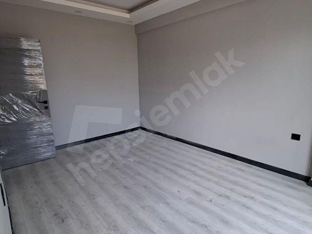 MAYADAN GYO DAN YENİ MAH.SATILIK 2+0 AYRI MUTFAKLI FIRSAT DAİRE - Görsel 3